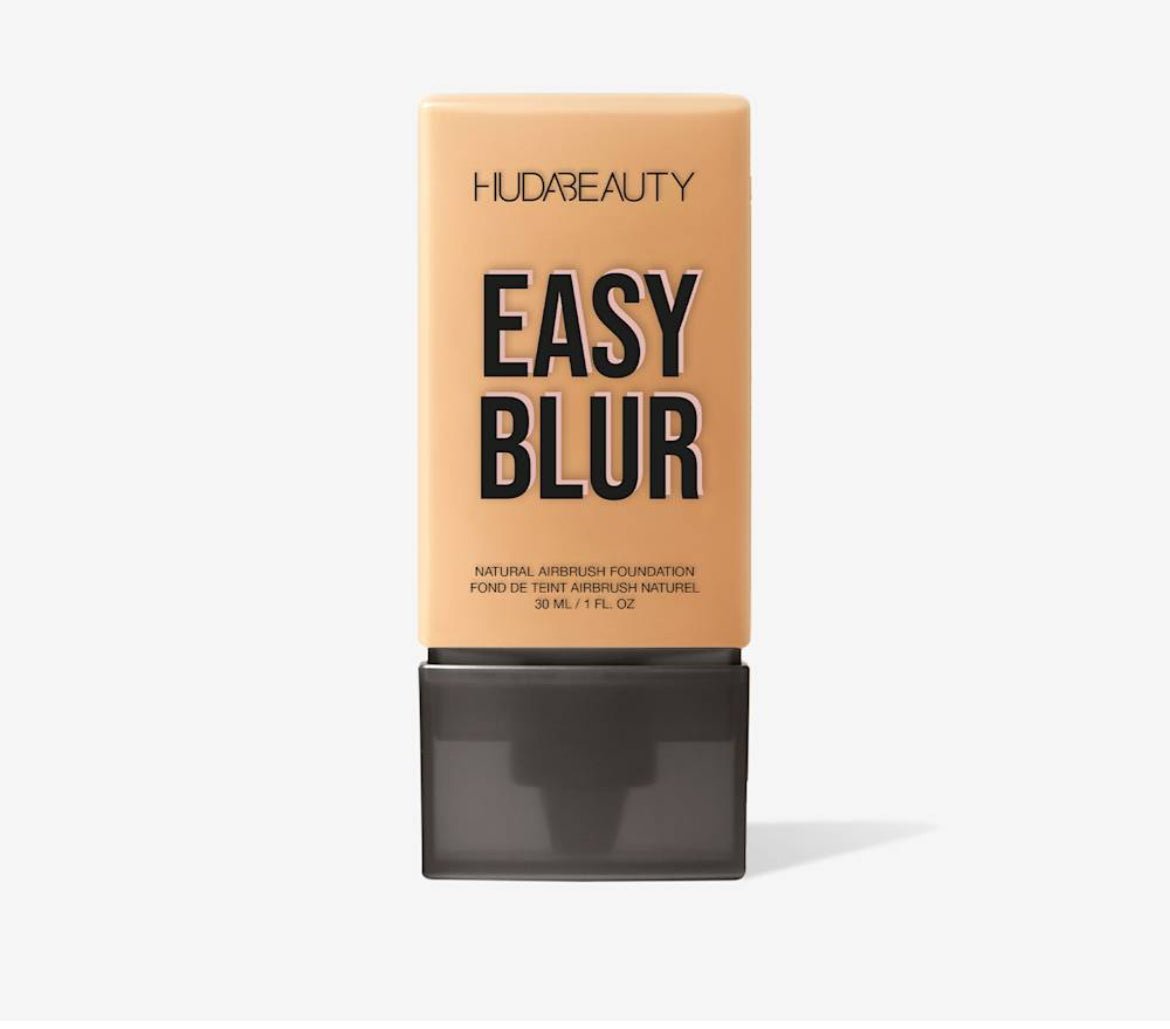 Sample Huda Beauty Foundation