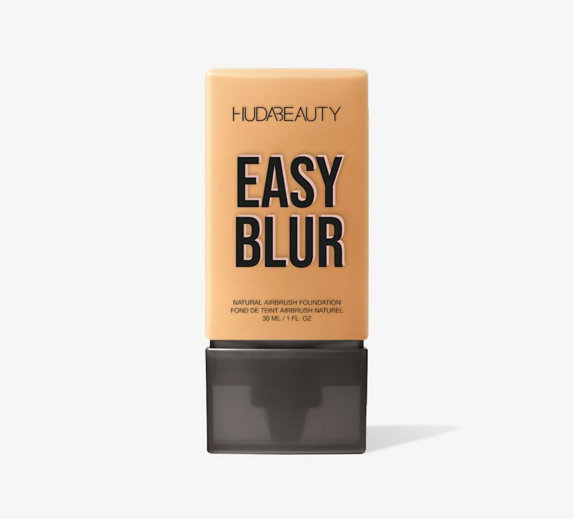 Sample Huda Beauty Foundation